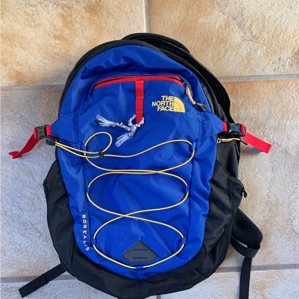 North Face Borealis Backpack 🎒